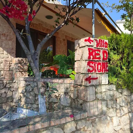Redstone Apartamento *